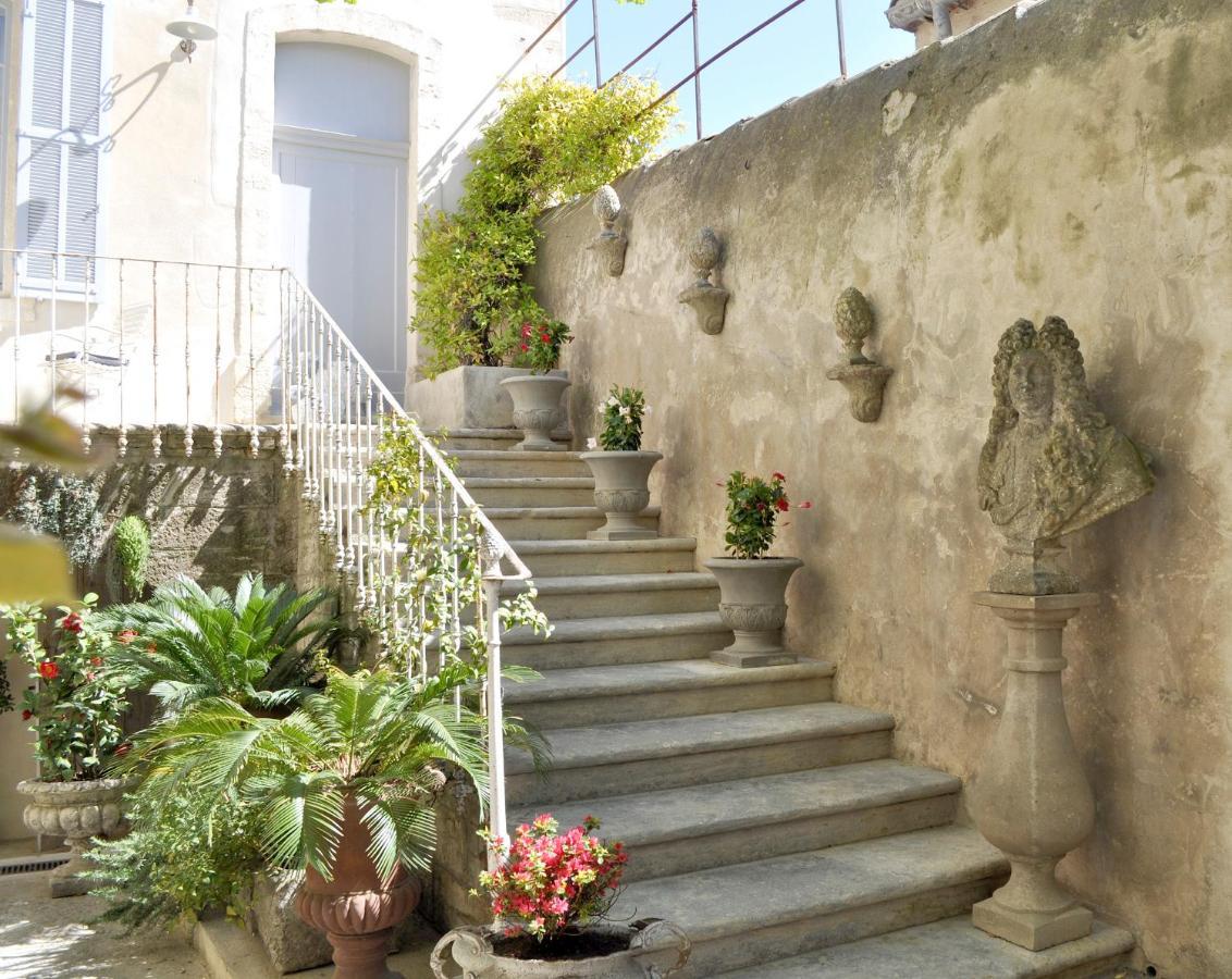 Le Petit Chateau Châteauneuf-de-Gadagne Exterior foto