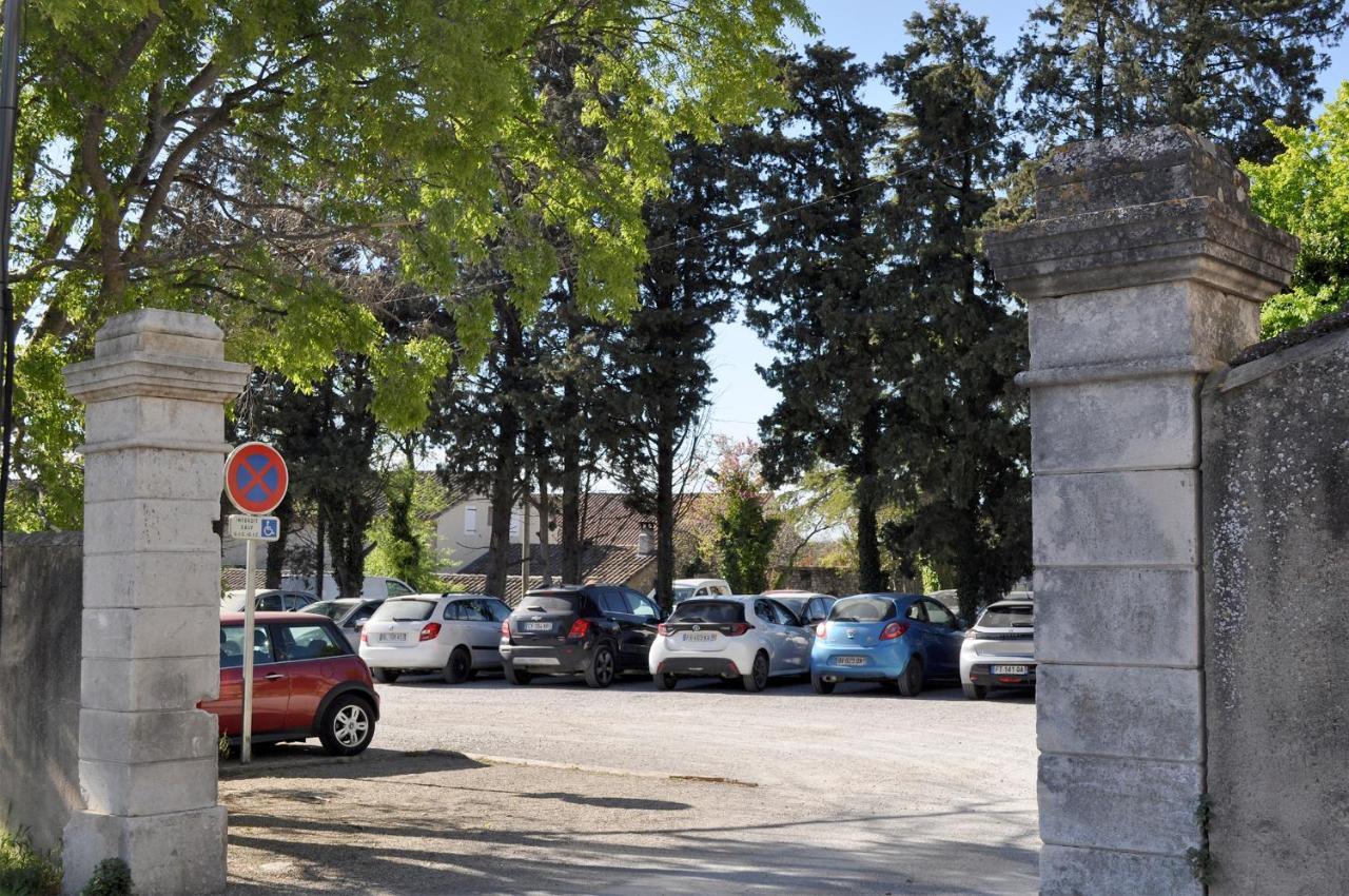 Le Petit Chateau Châteauneuf-de-Gadagne Exterior foto